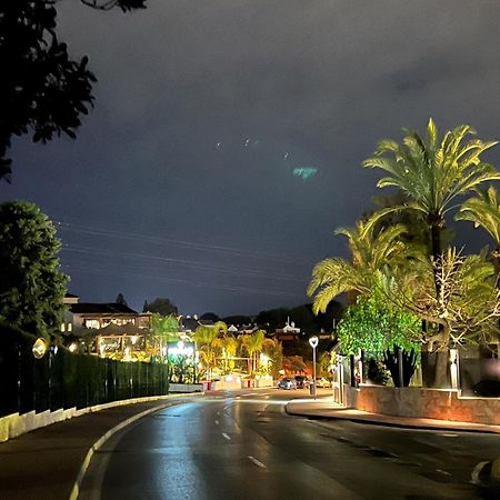 Fa- Luxury 2 Bedroom Apt Fuente Aloha Marbella Exteriör bild